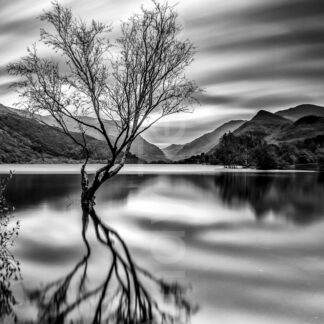 Llyn Padarn and drifting clouds